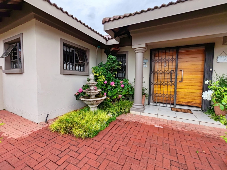 4 Bedroom Property for Sale in Baillie Park North West